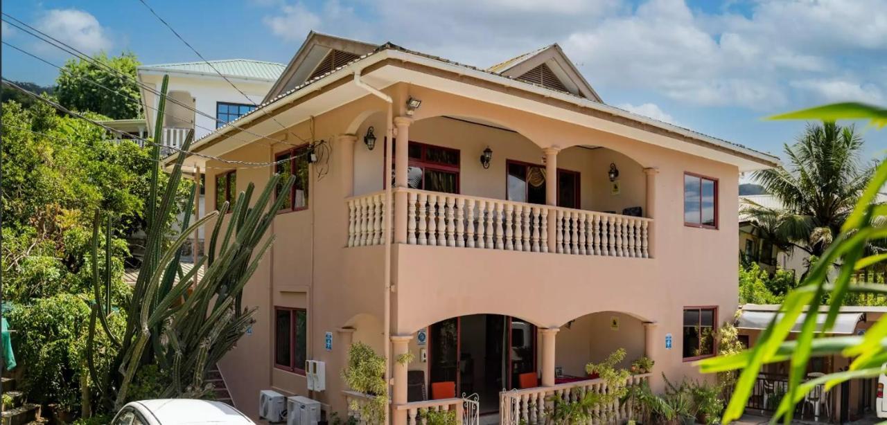 شقة Chez Benoit Self Catering فيكتوريا المظهر الخارجي الصورة