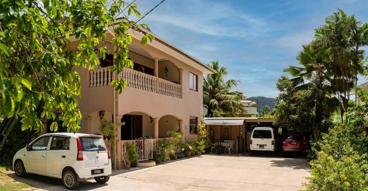 شقة Chez Benoit Self Catering فيكتوريا المظهر الخارجي الصورة
